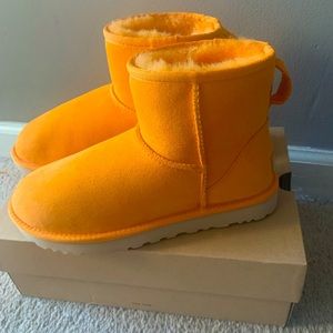 UGG California poppy boots